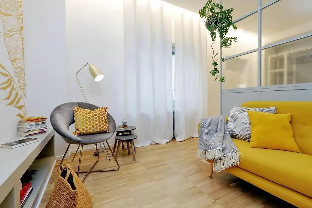 Ych-Renovated And Design Flat Close To The Center Rome